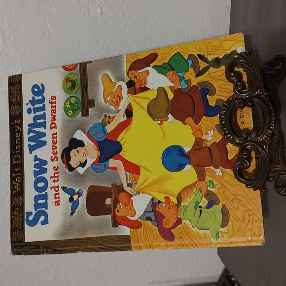 Vintage | Other | 982 Walt Disneys Snow White And The Seven Dwarfs ...